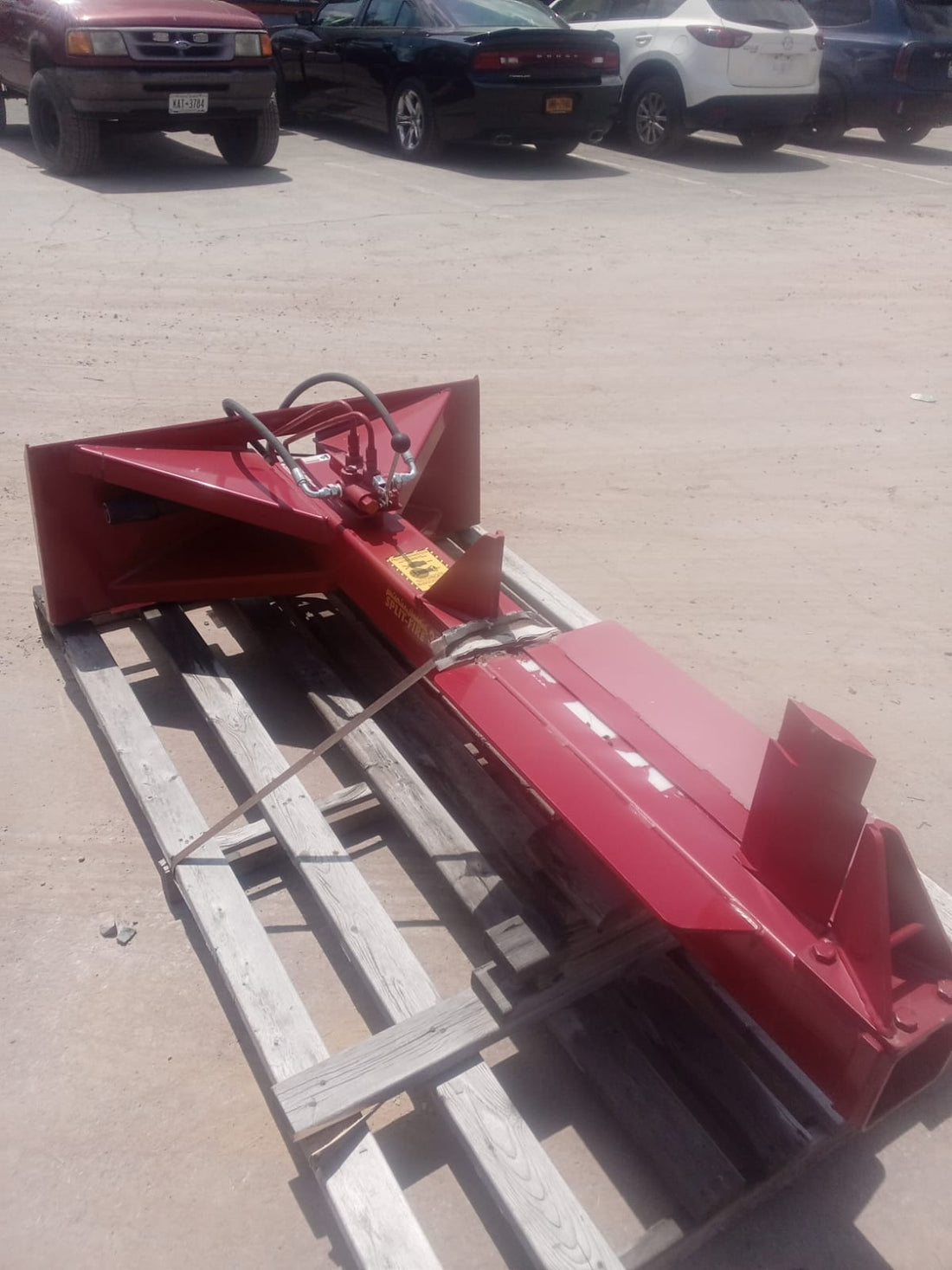 Split-Fire 3207 Log Splitter for Skid Steer (includes Universal Skid Plate)