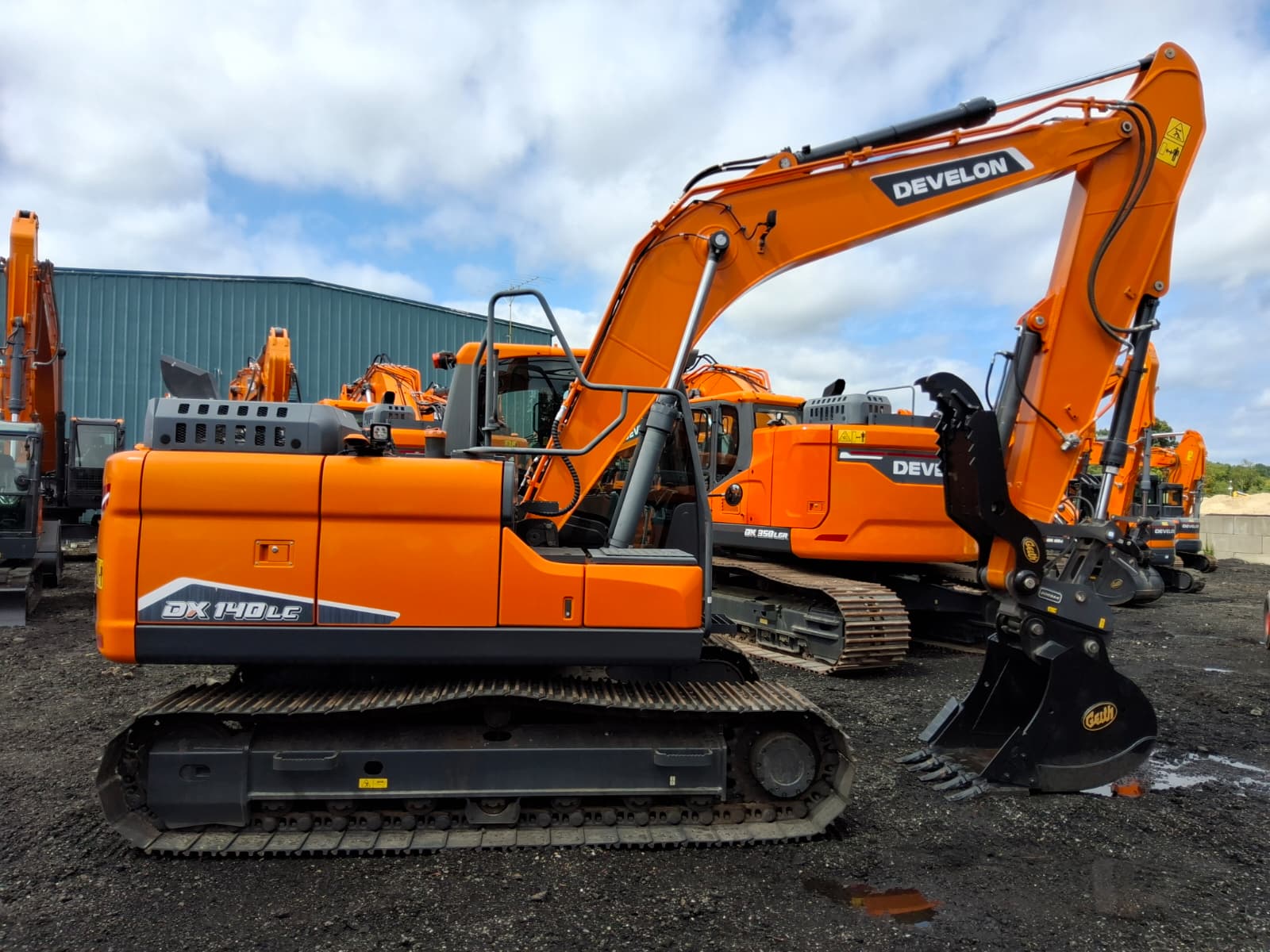 2026 Develon DX140LC-7 Excavator