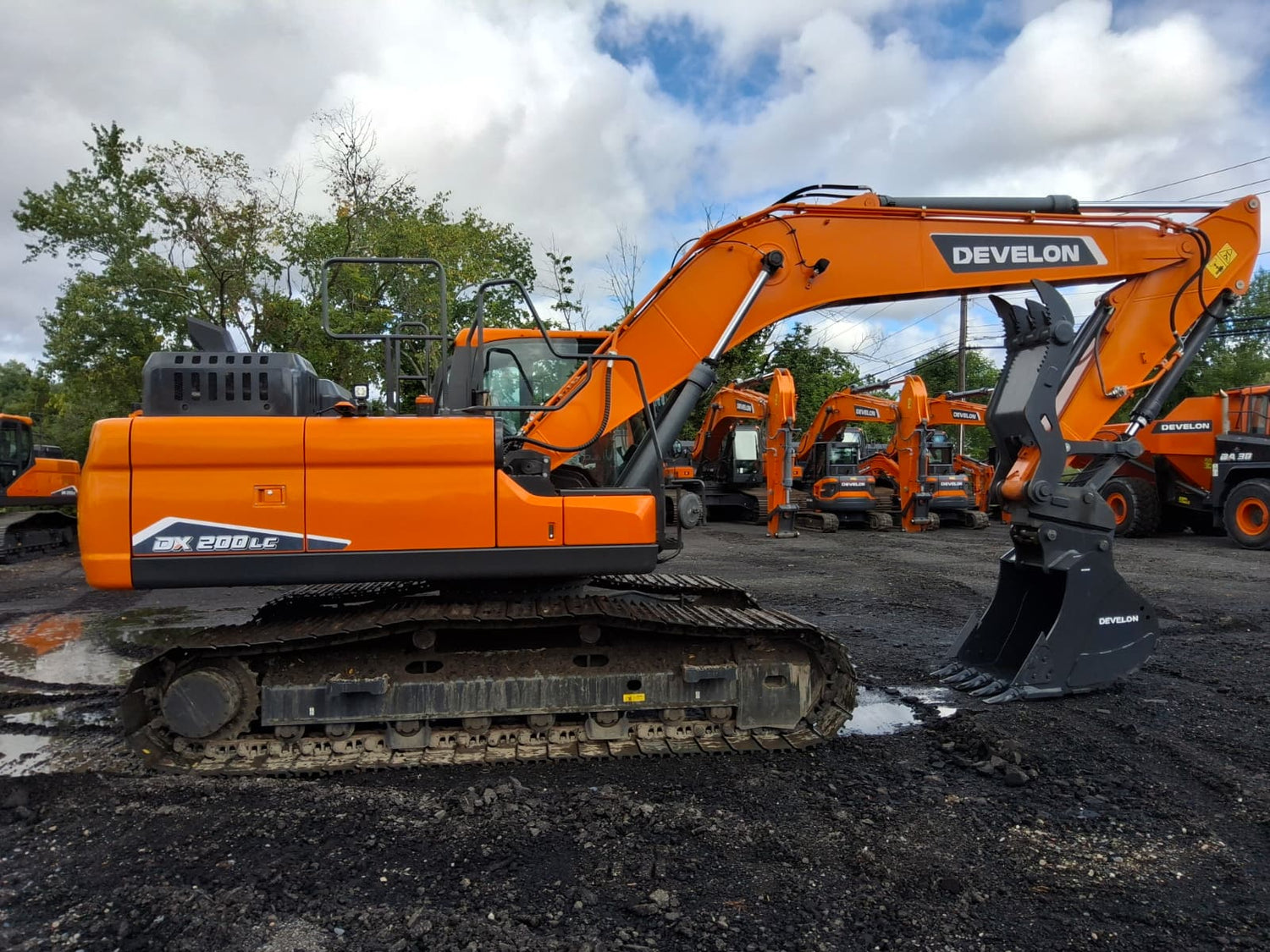 2026 Develon DX200LC-7-US20 Excavator