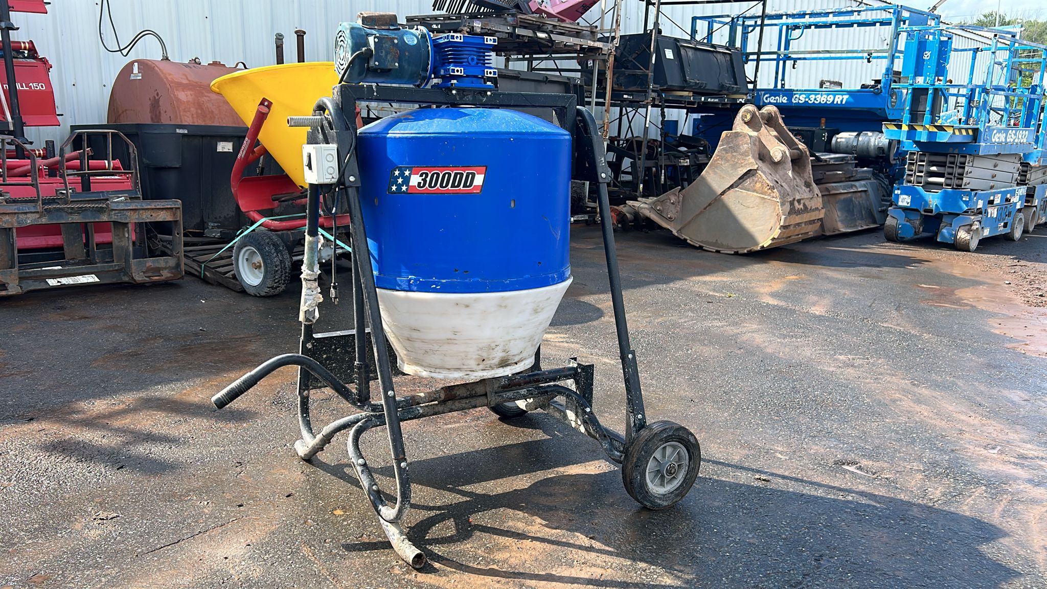 Marshalltown 300DD Utility Mixer-Towable