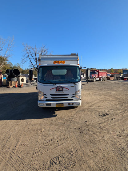 2017 Isuzu NQR Service/Maintenance Truck