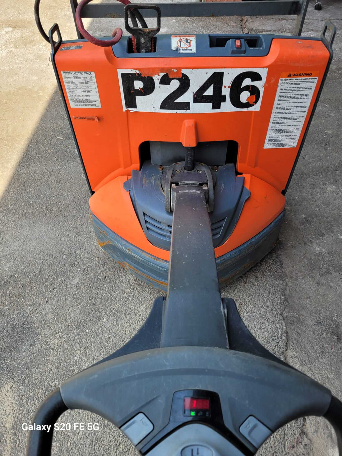 Toyota 8HWB23 Electric Pallet Jack-1,038 Hours