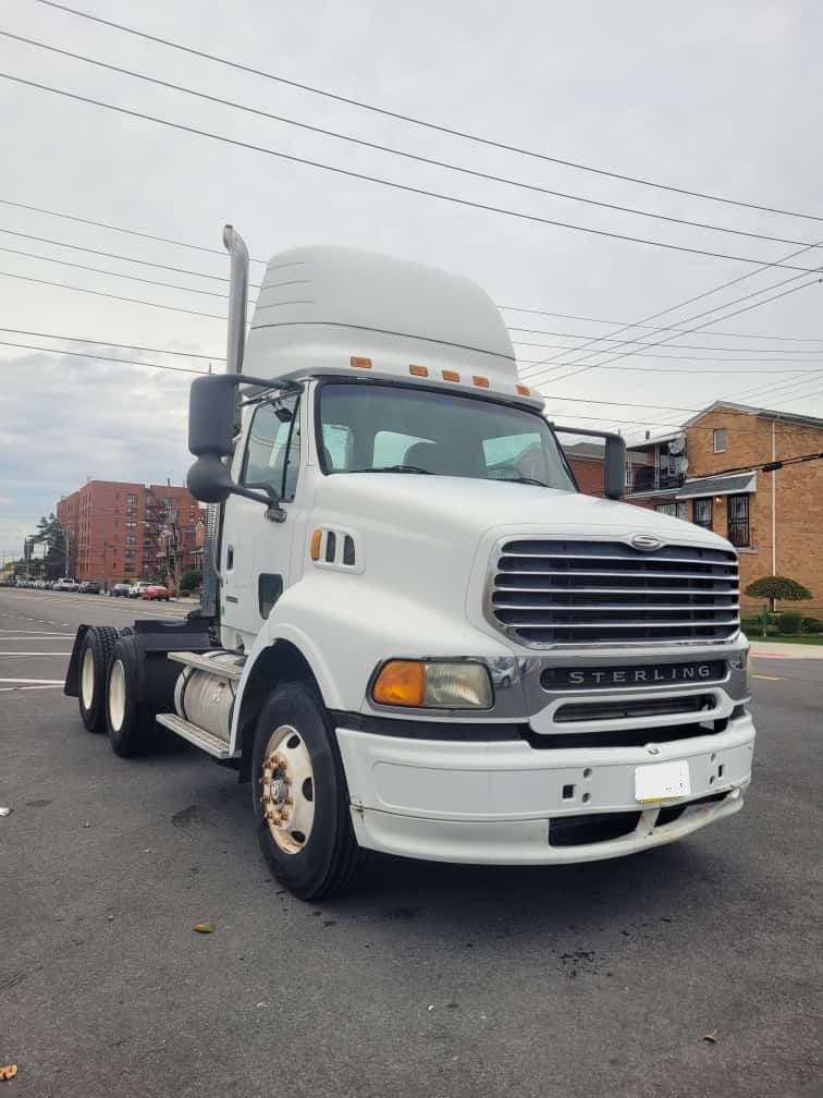 2002 Sterling A9500 Semi-Truck Tractor