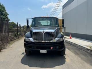 2013 International 4400 Flatbed