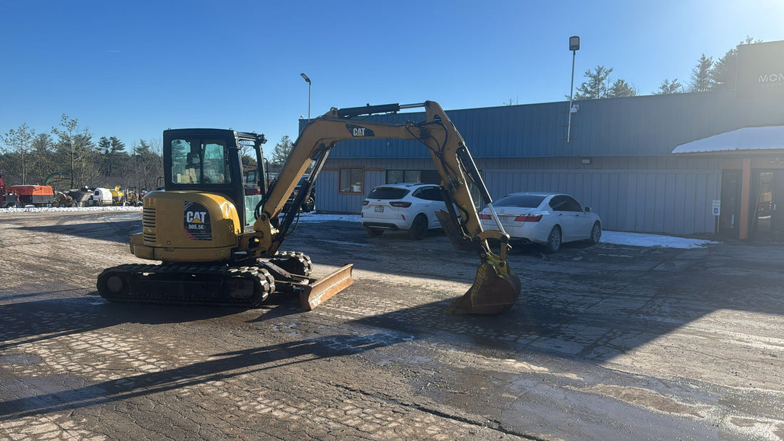 2016 CAT 305.5E2 Mini Excavator