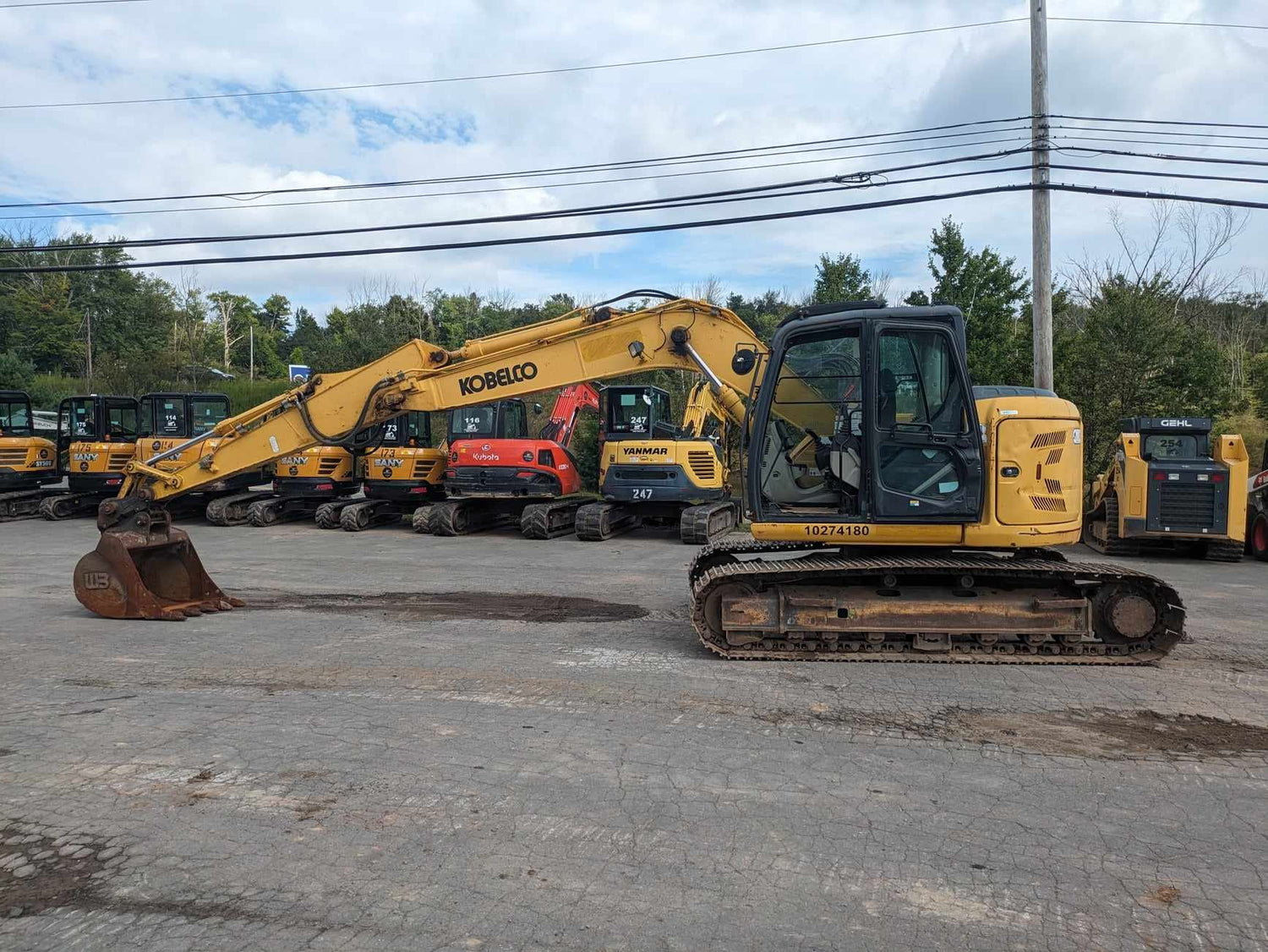 2016 Kobelco Sk140SRLC-3 Excavator