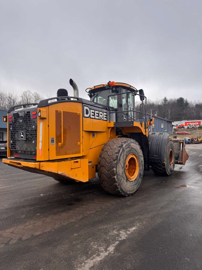 2017 John Deere 744K-II Wheel Loader