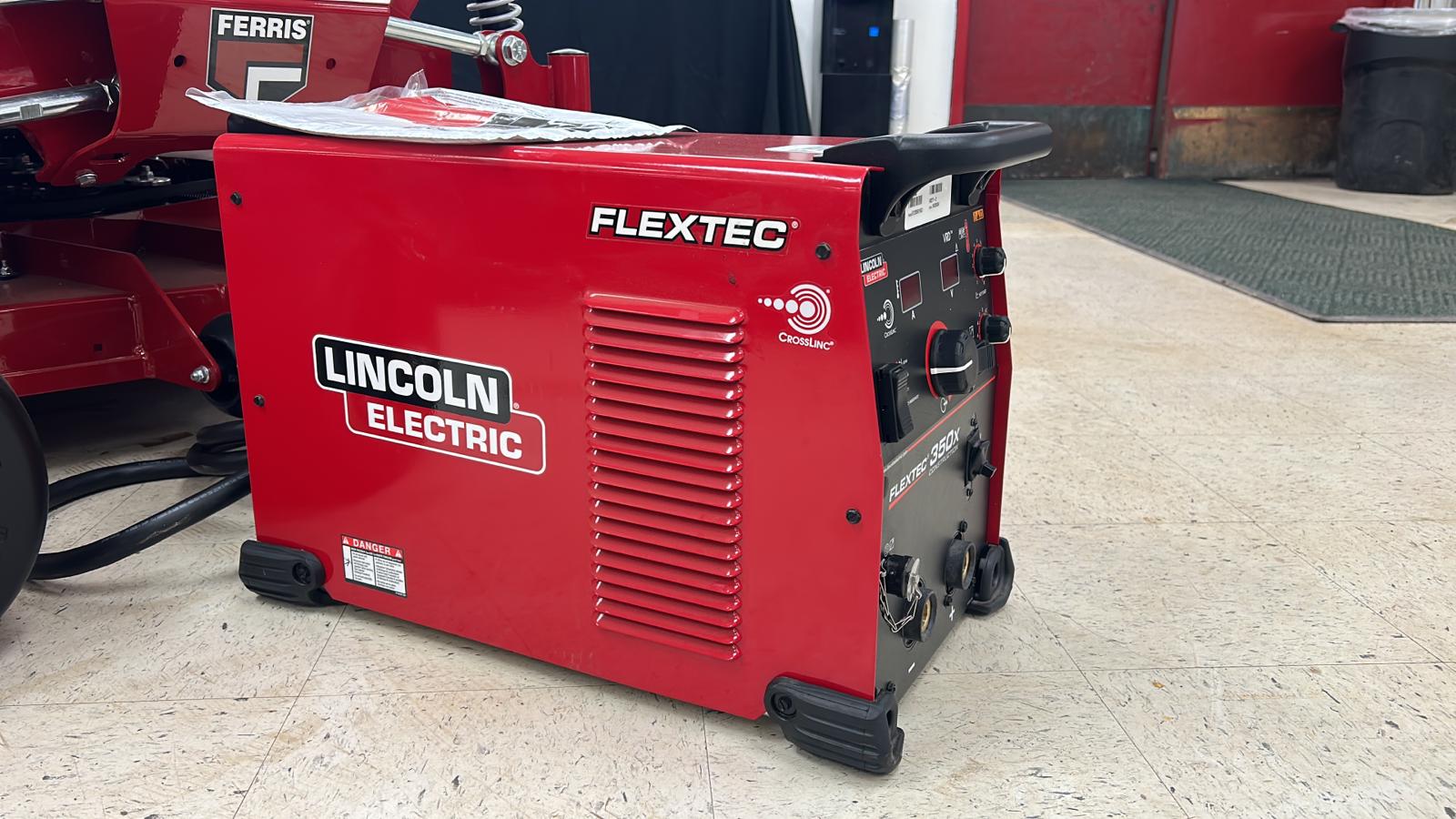 2023 Lincoln Electric Flextec 350X Construction Model Welder