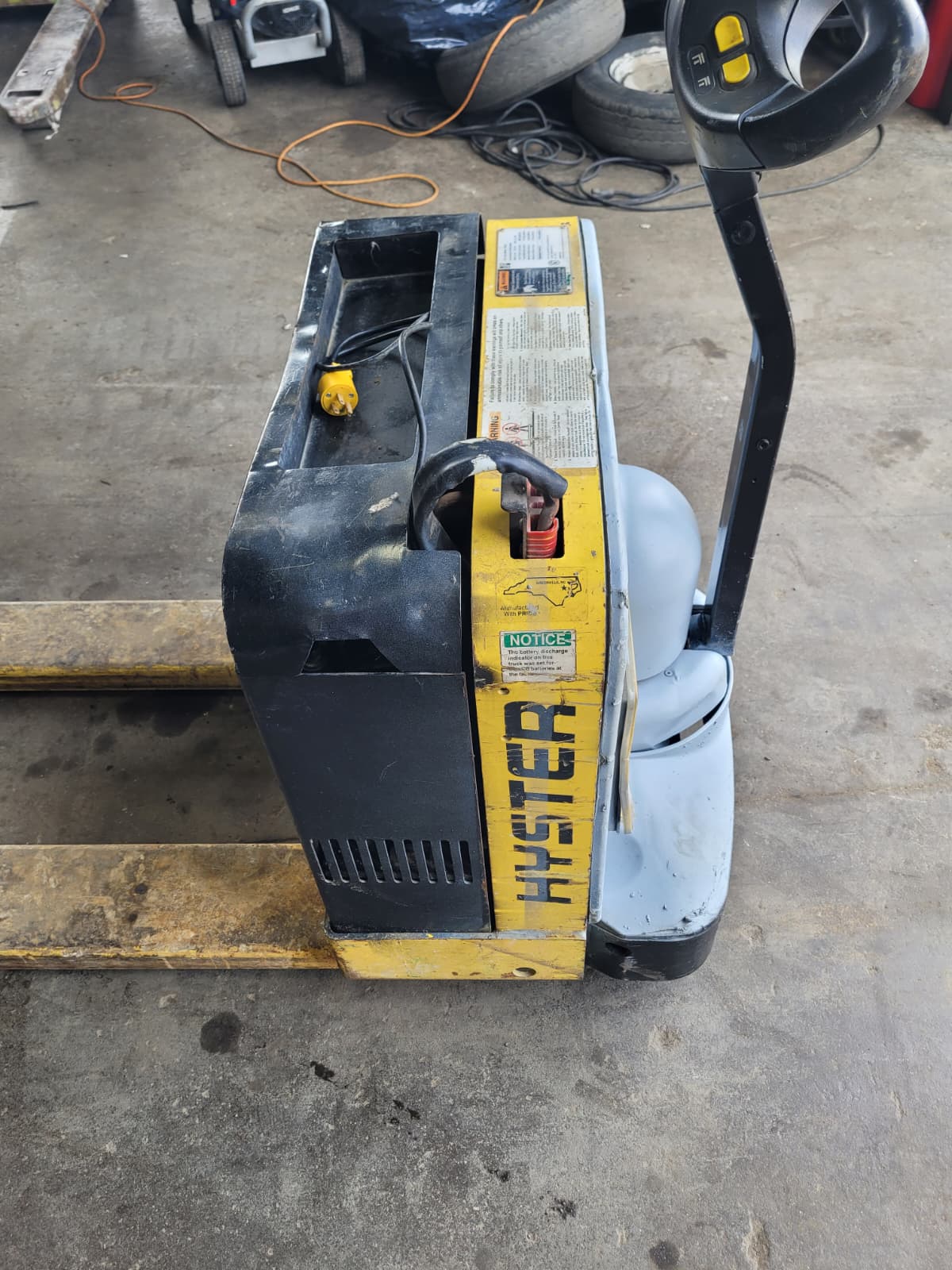 2015 Hyster W40Z Pallet Jack