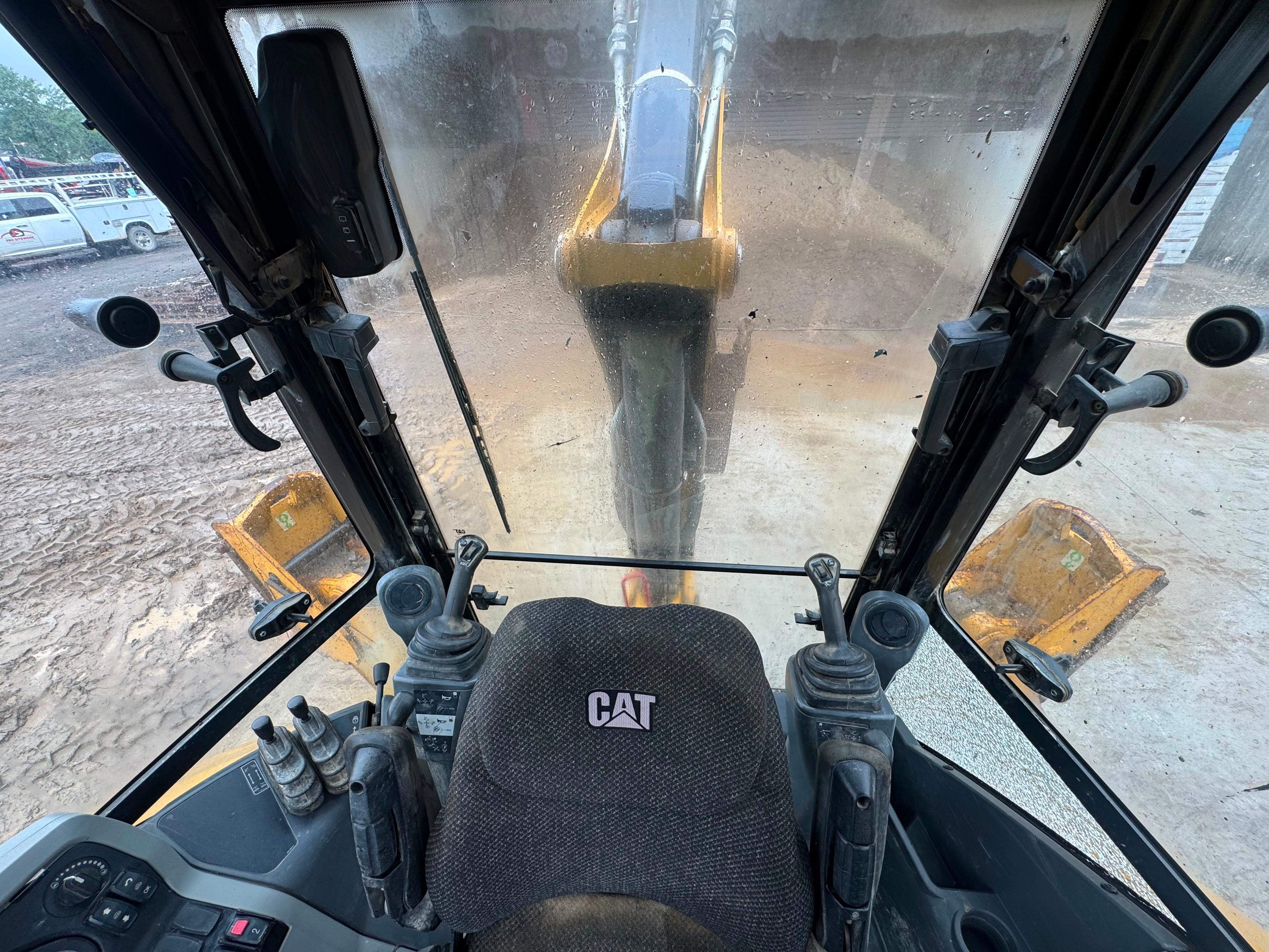 2015 CAT 420F2IT Backhoe Loader