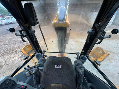 2015 CAT 420F2IT Backhoe Loader
