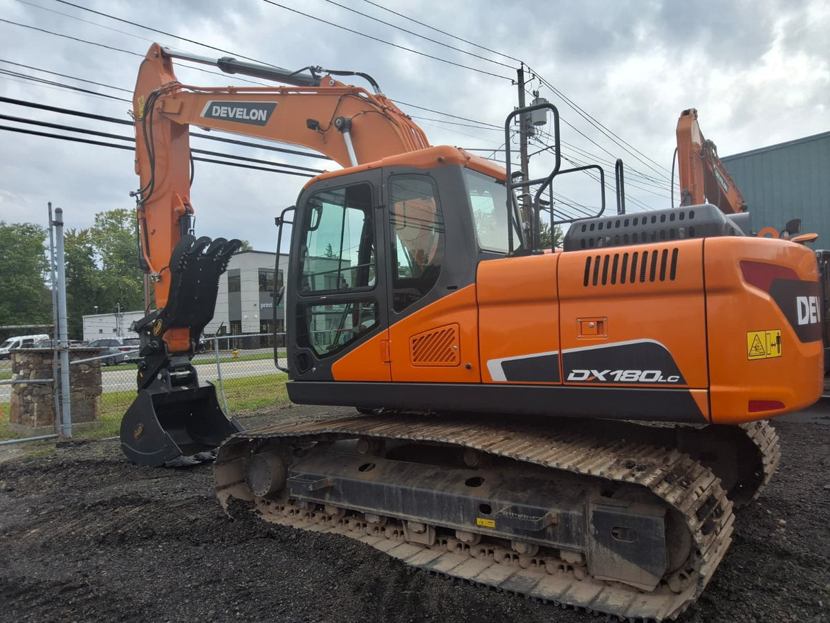 2026 Develon DX180LC-5-US30 Excavator