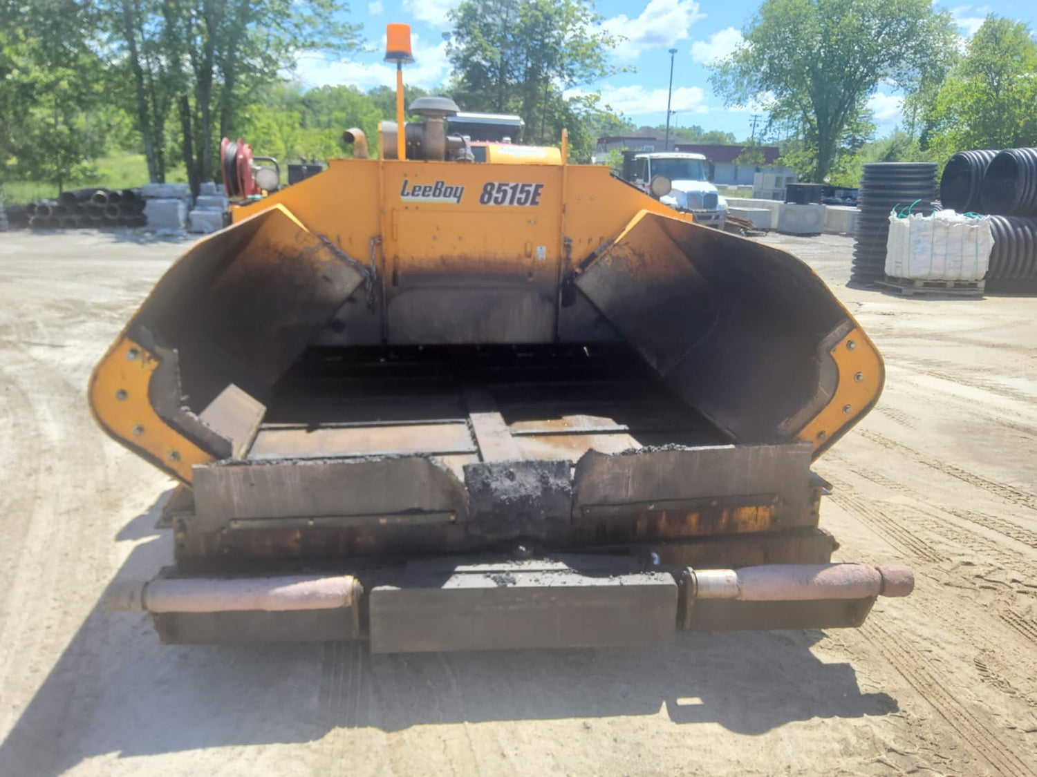 2017 LeeBoy 8515E Asphalt Paver