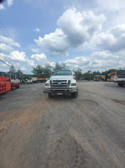 2007 Ford F750 4X2 Water Truck-2,000 Gal