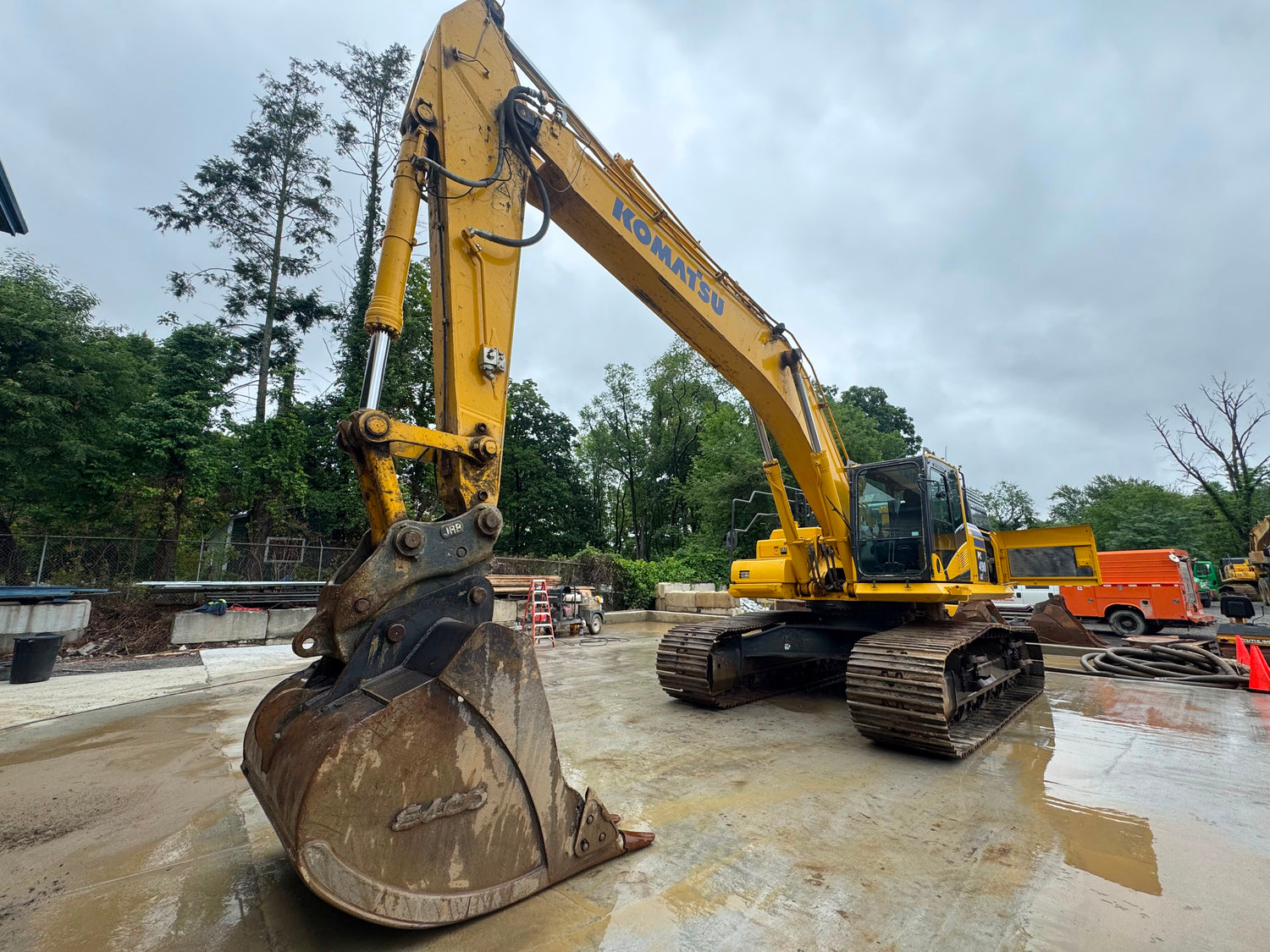 2021 Komatsu PC490LC-11 Excavator