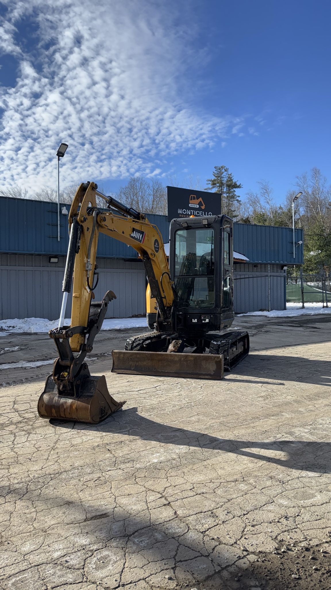 2023 Sany SY35U Mini Excavator-Hours: 739