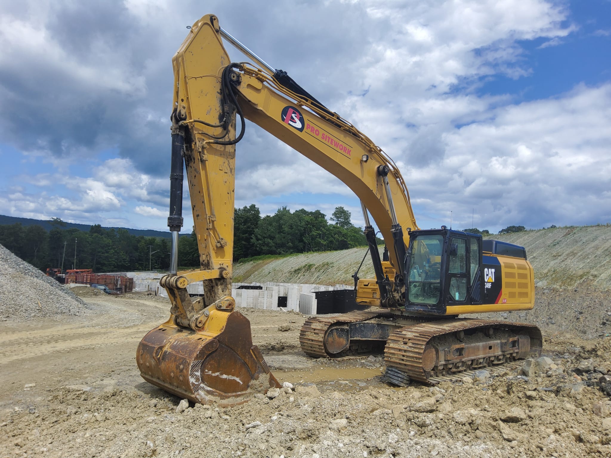 2018 Caterpillar 349FL Hydraulic Excavator