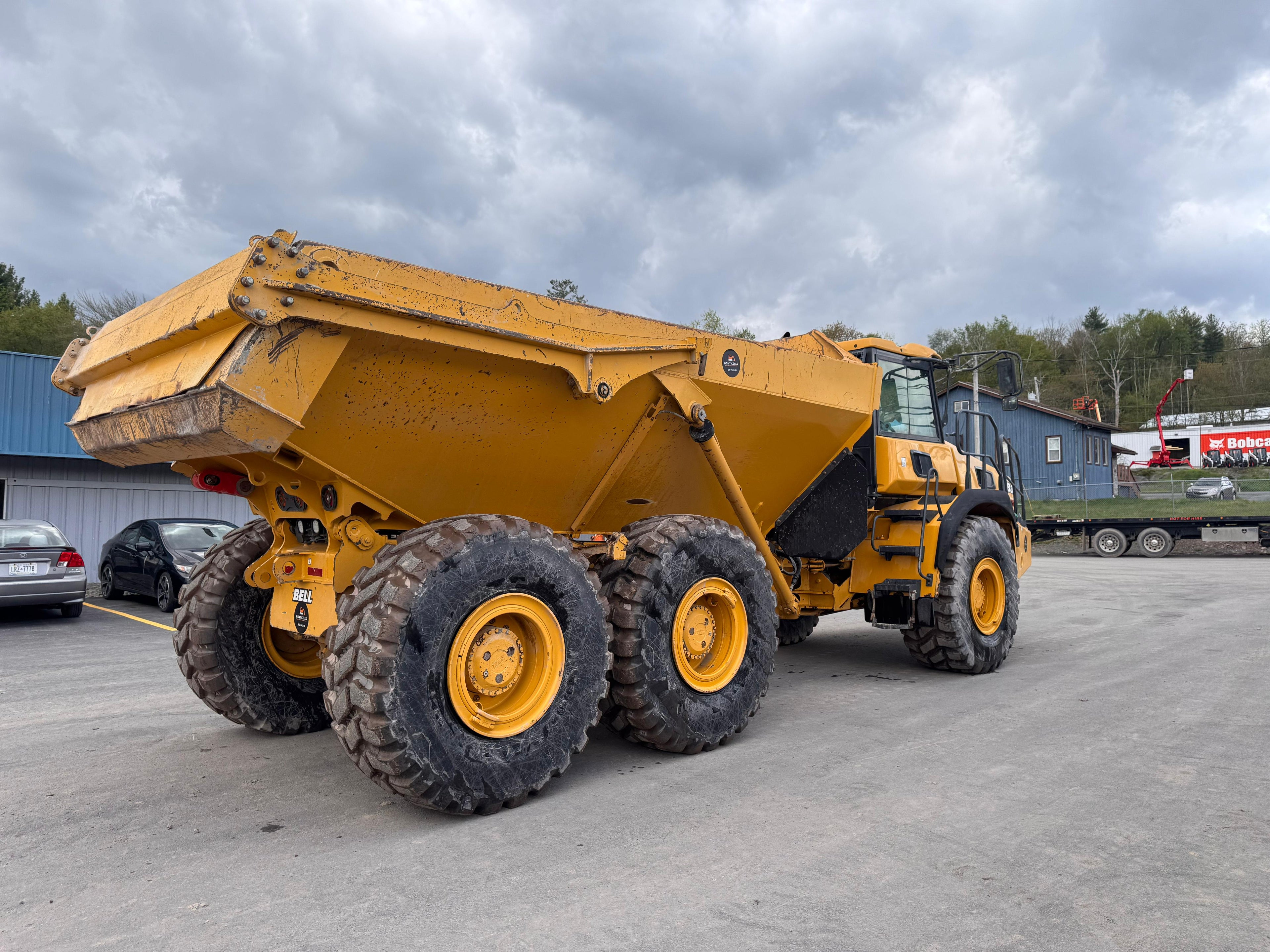2021 Bell B30E Articulated Dump Truck w/Tailgate