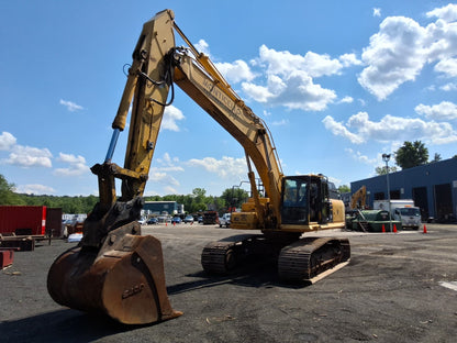 2016 Komatsu PC490LC-11 Excavator