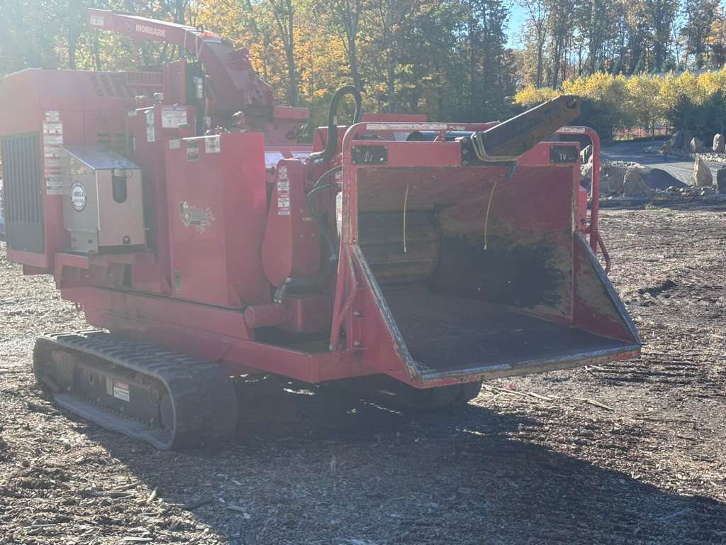 2019 Morbark Beever M18R Self propelled Wood Chipper