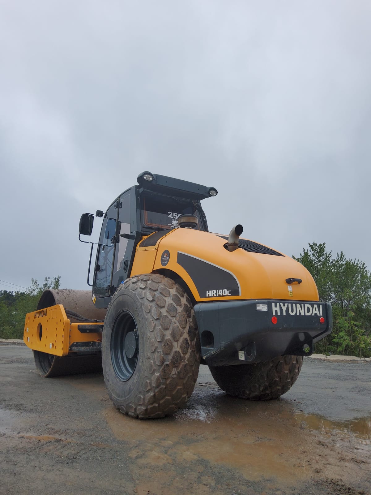 2021 Hyundai HR140C Single Drum Roller