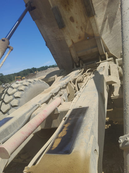 2011 Terex TA300 Articulated Dump Truck (off highway)