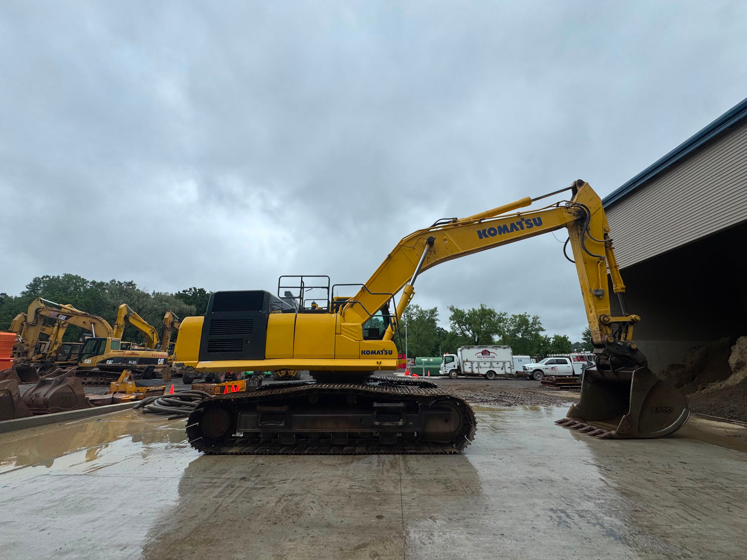 2021 Komatsu PC490LC-11 Excavator