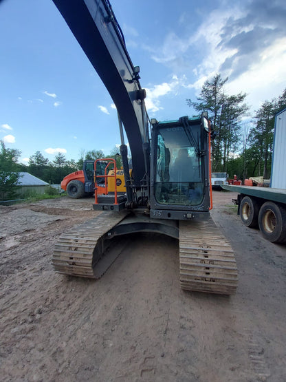 2022 Volvo EC140EL Excavator