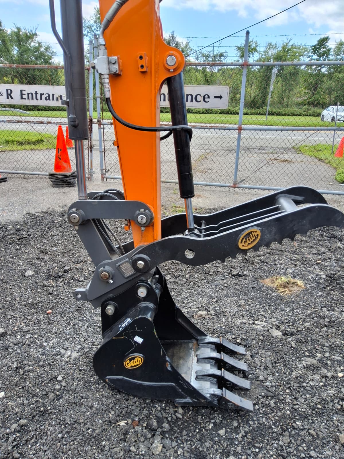 2026 Develon DX35Z-7-US30 Mini Excavator