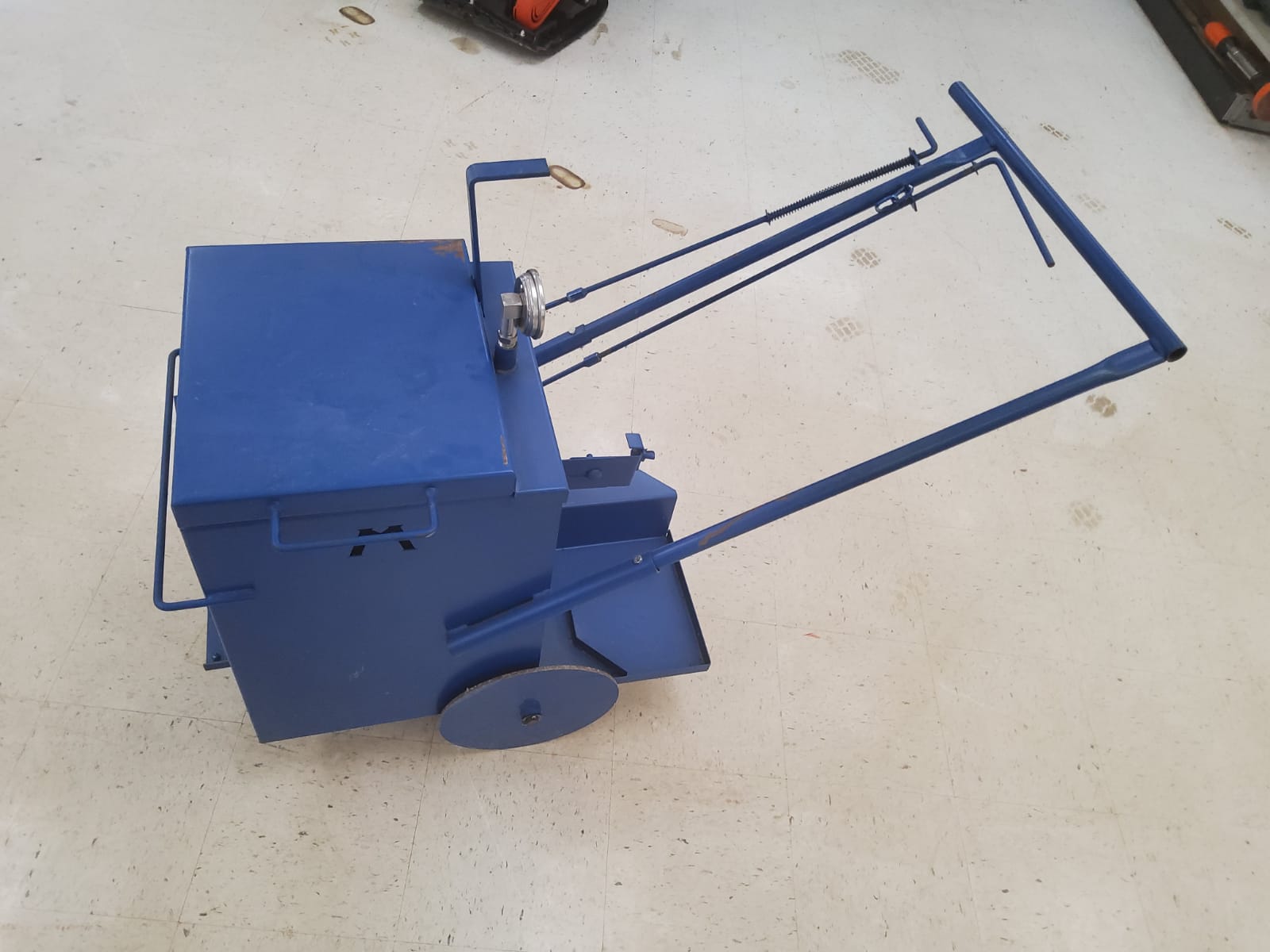 Marshalltown Asphalt Melter/Applicator 