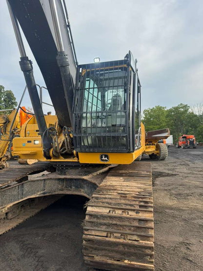 2019 John Deere 350G Excavator