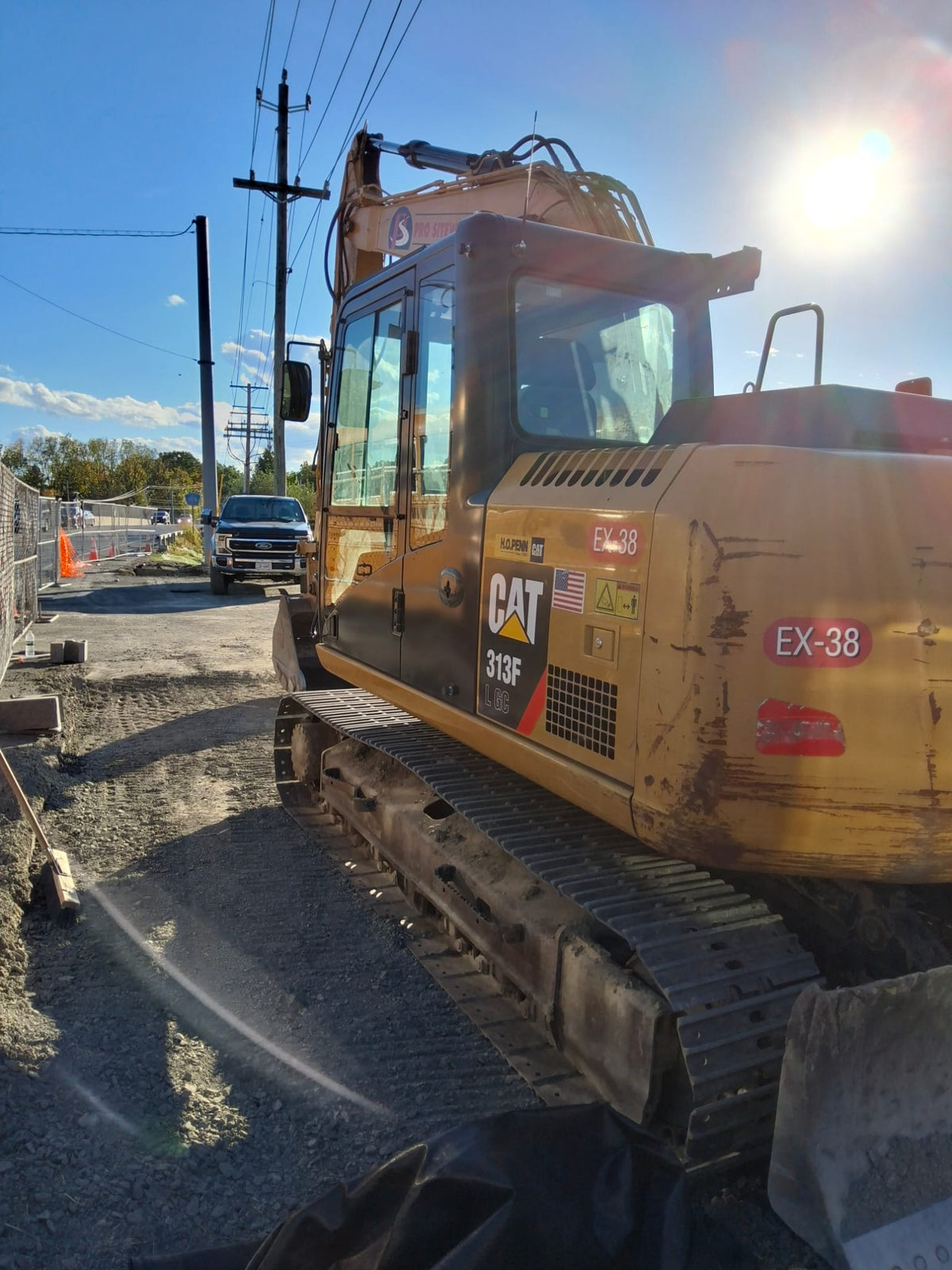 2017 CAT 313F LGC Excavator