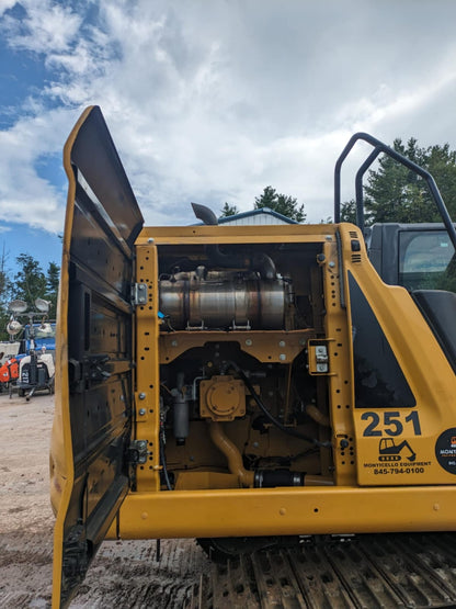 2019 CAT 320 Excavator