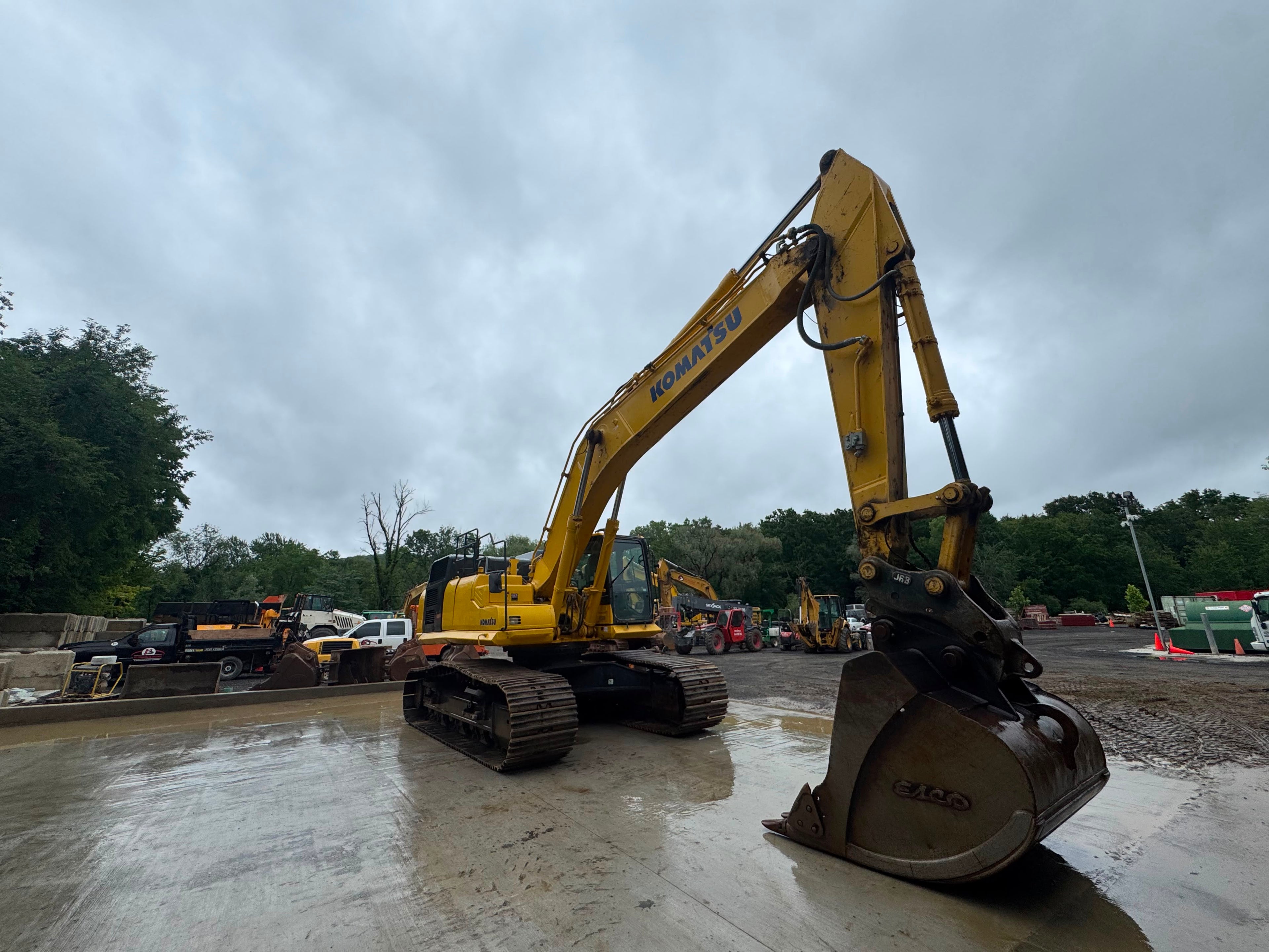 2021 Komatsu PC490LC-11 Excavator