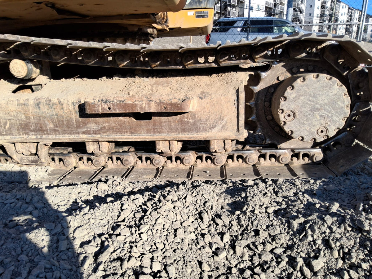 2017 CAT 313F LGC Excavator