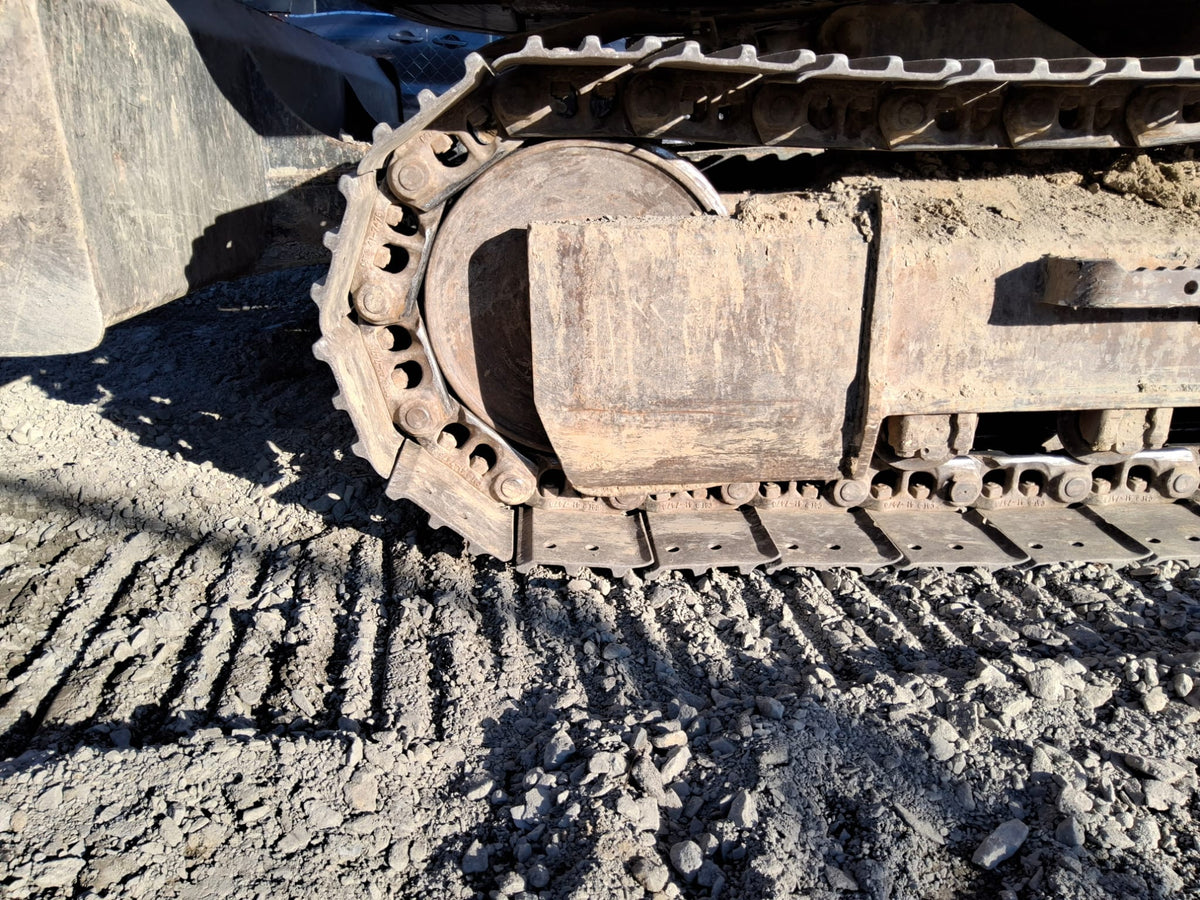 2017 CAT 313F LGC Excavator