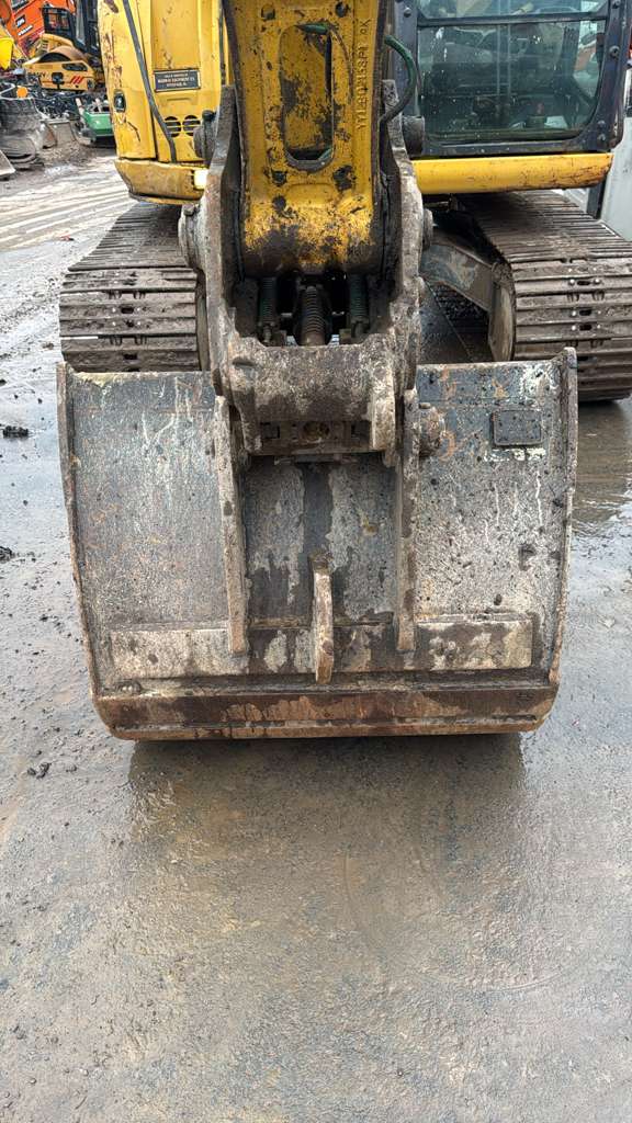 2017 Kobelco SK140SRLC-5 Excavator