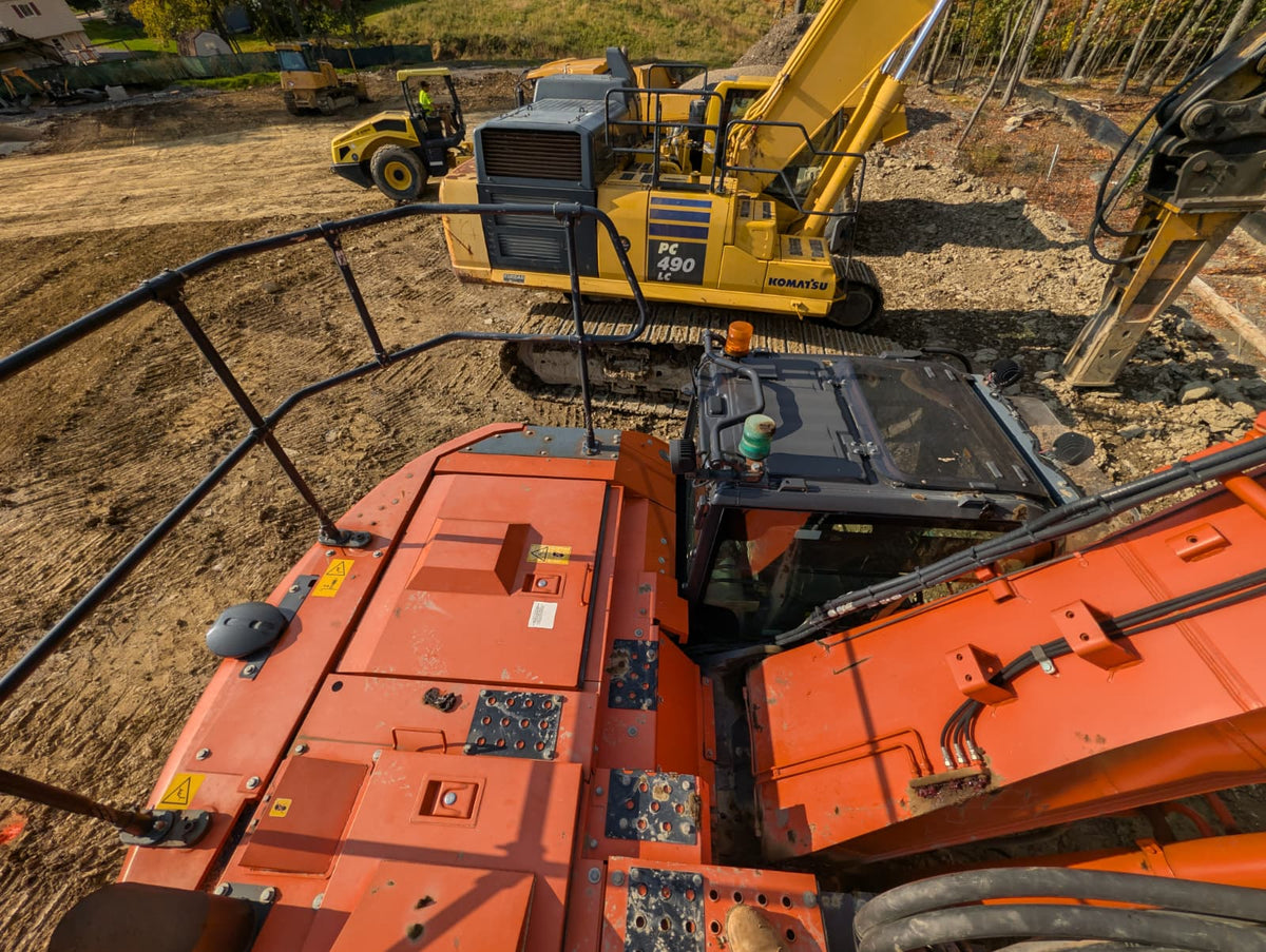 2019 Hitachi ZX225USLC-6 Excavator