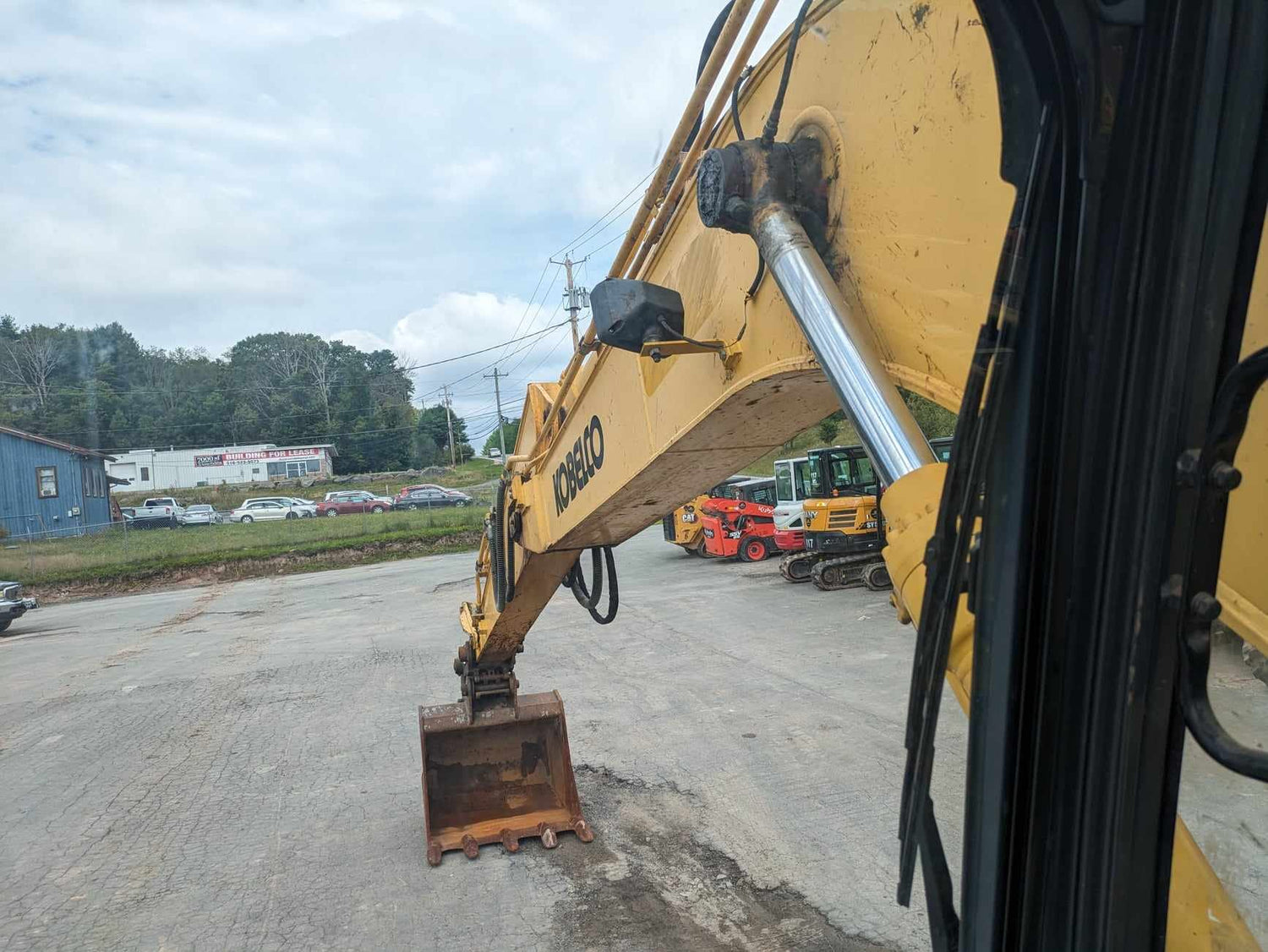 2016 Kobelco Sk140SRLC-3 Excavator