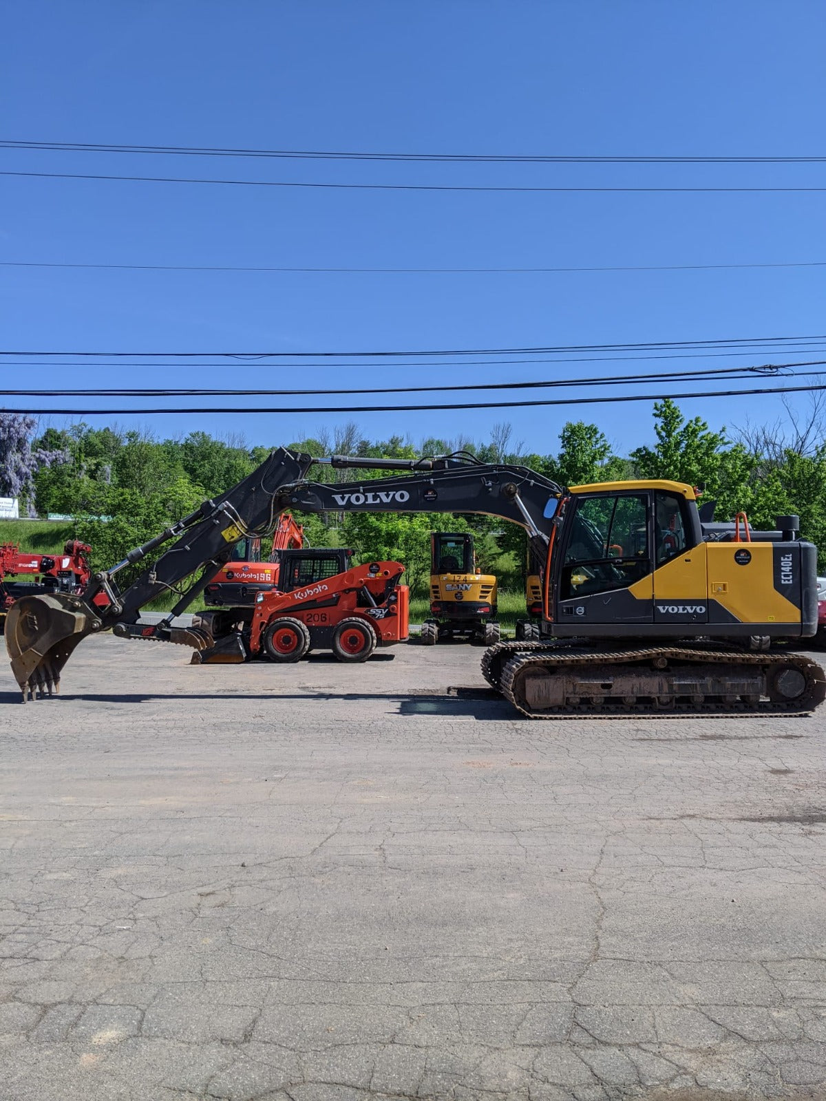 2022 Volvo EC140EL Excavator