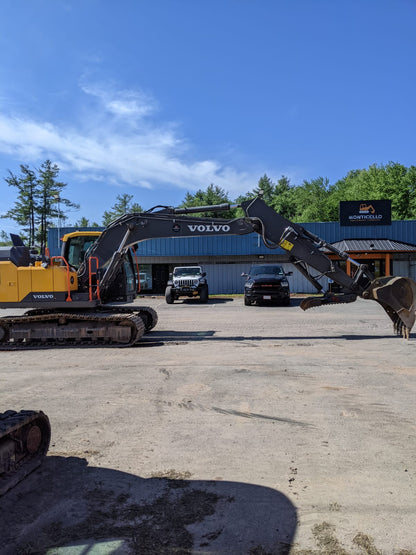 2022 Volvo EC140EL Excavator