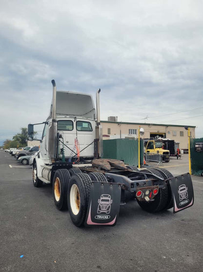 2002 Sterling A9500 Semi-Truck Tractor