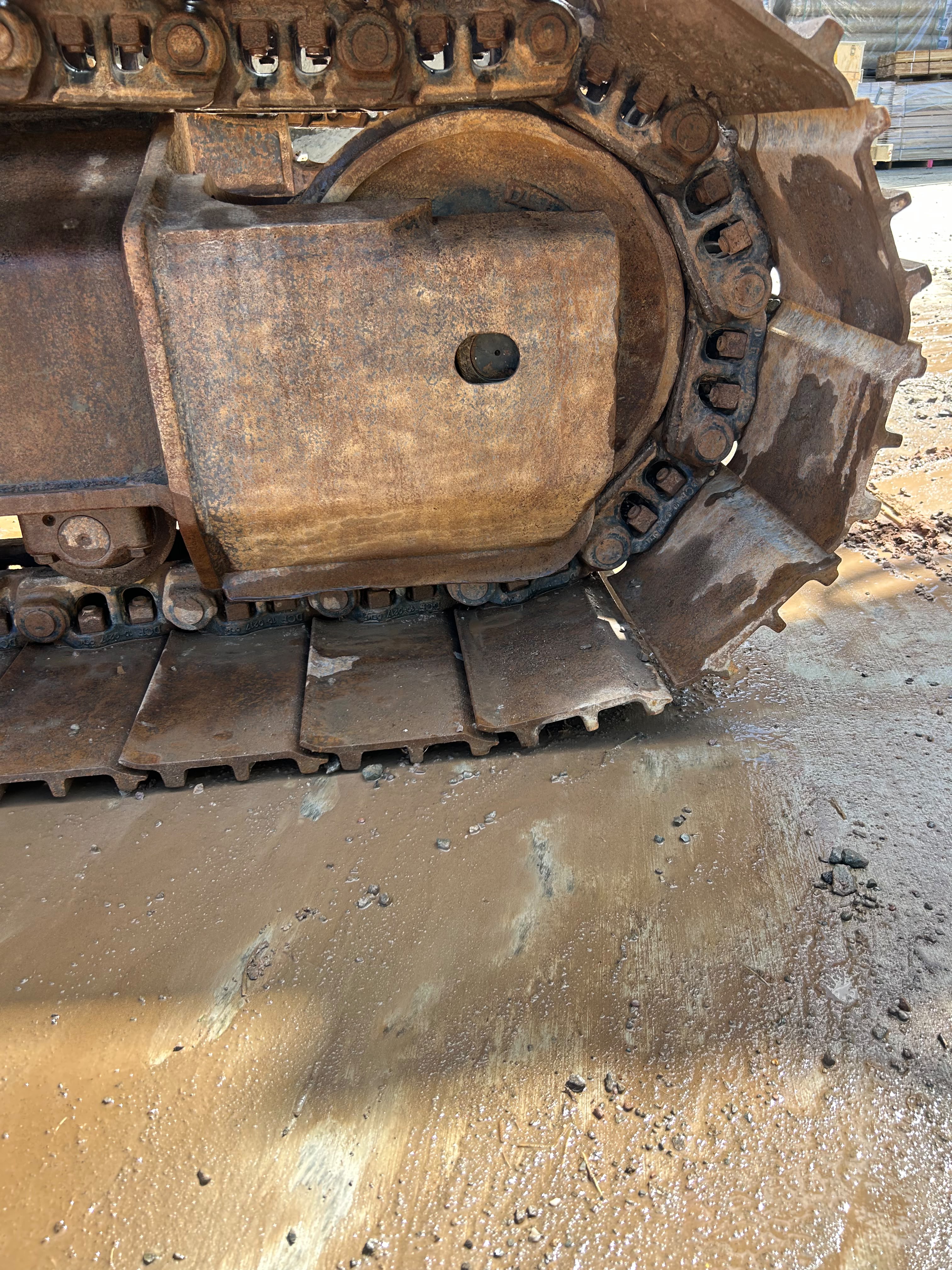 2016 Komatsu PC240LC-11