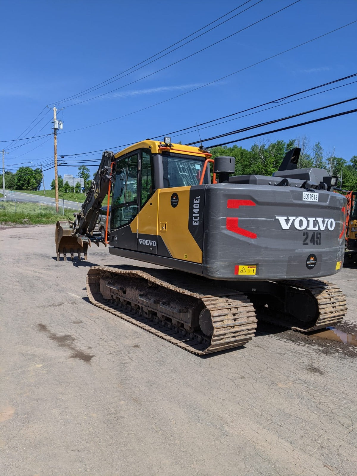 2022 Volvo EC140EL Excavator