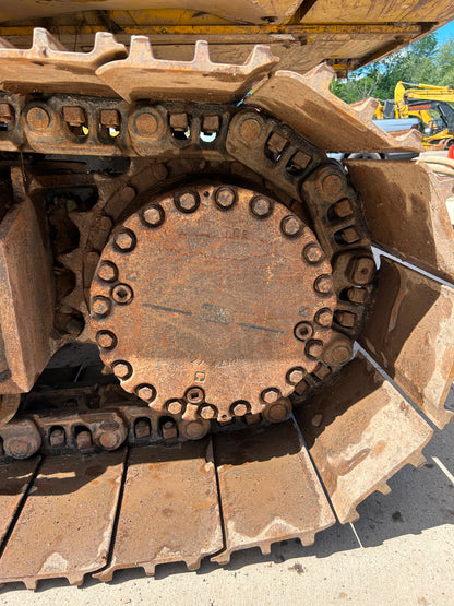 2016 Komatsu PC240LC-11