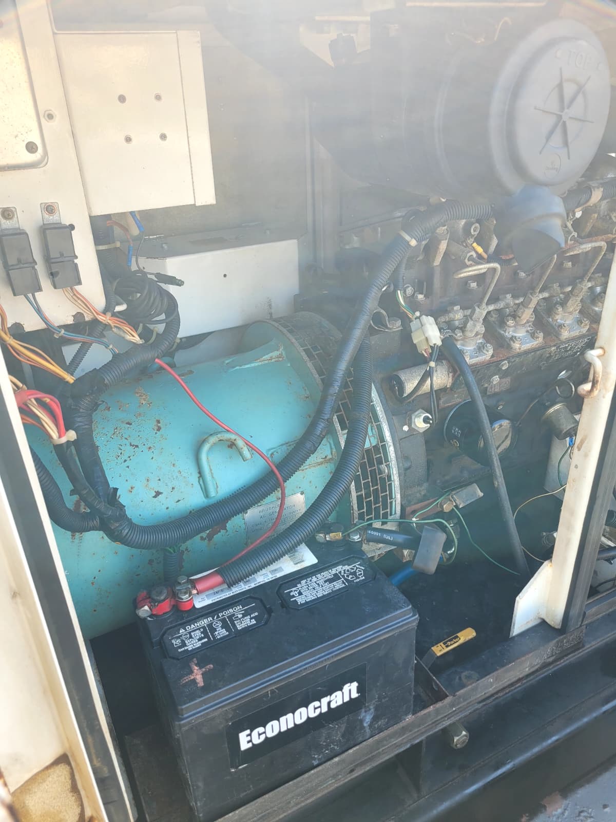 2005 MQ Whisperwatt DCA25-SSIU2