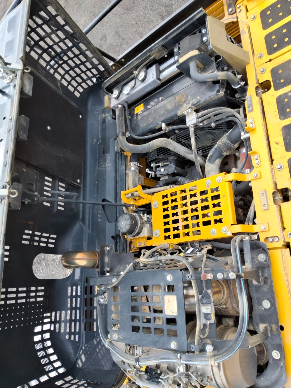 2022 PC290LC-11 Excavator