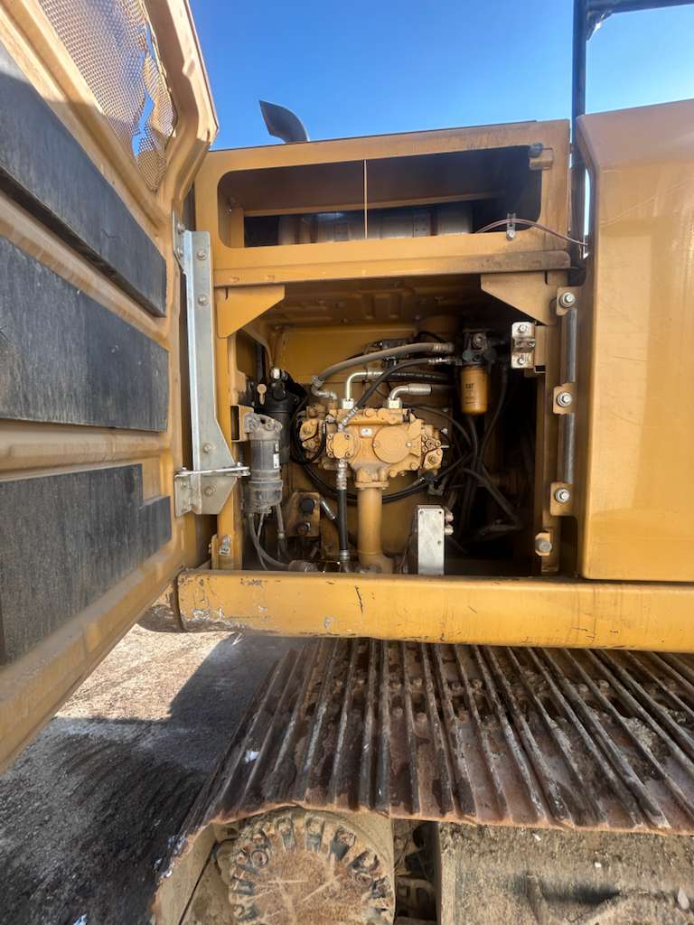 2014 CAT 323E L Excavator