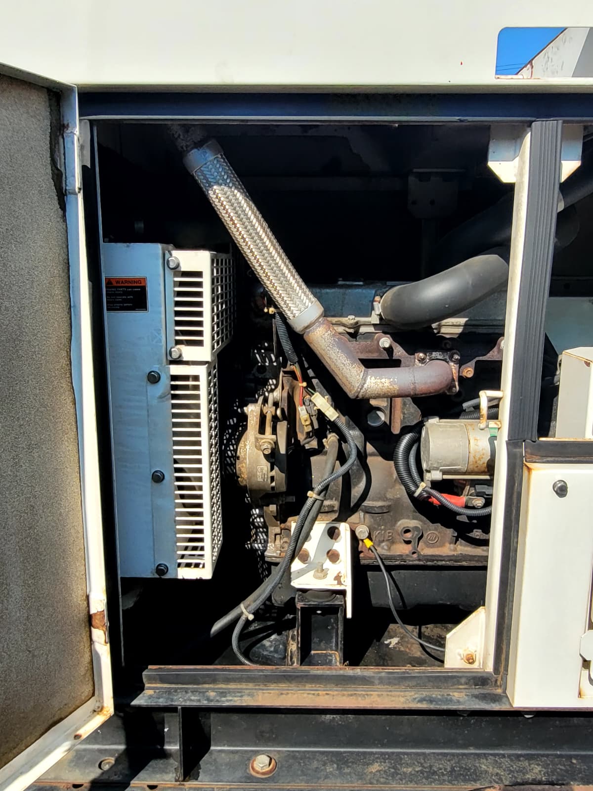 2005 MQ Whisperwatt DCA25-SSIU2