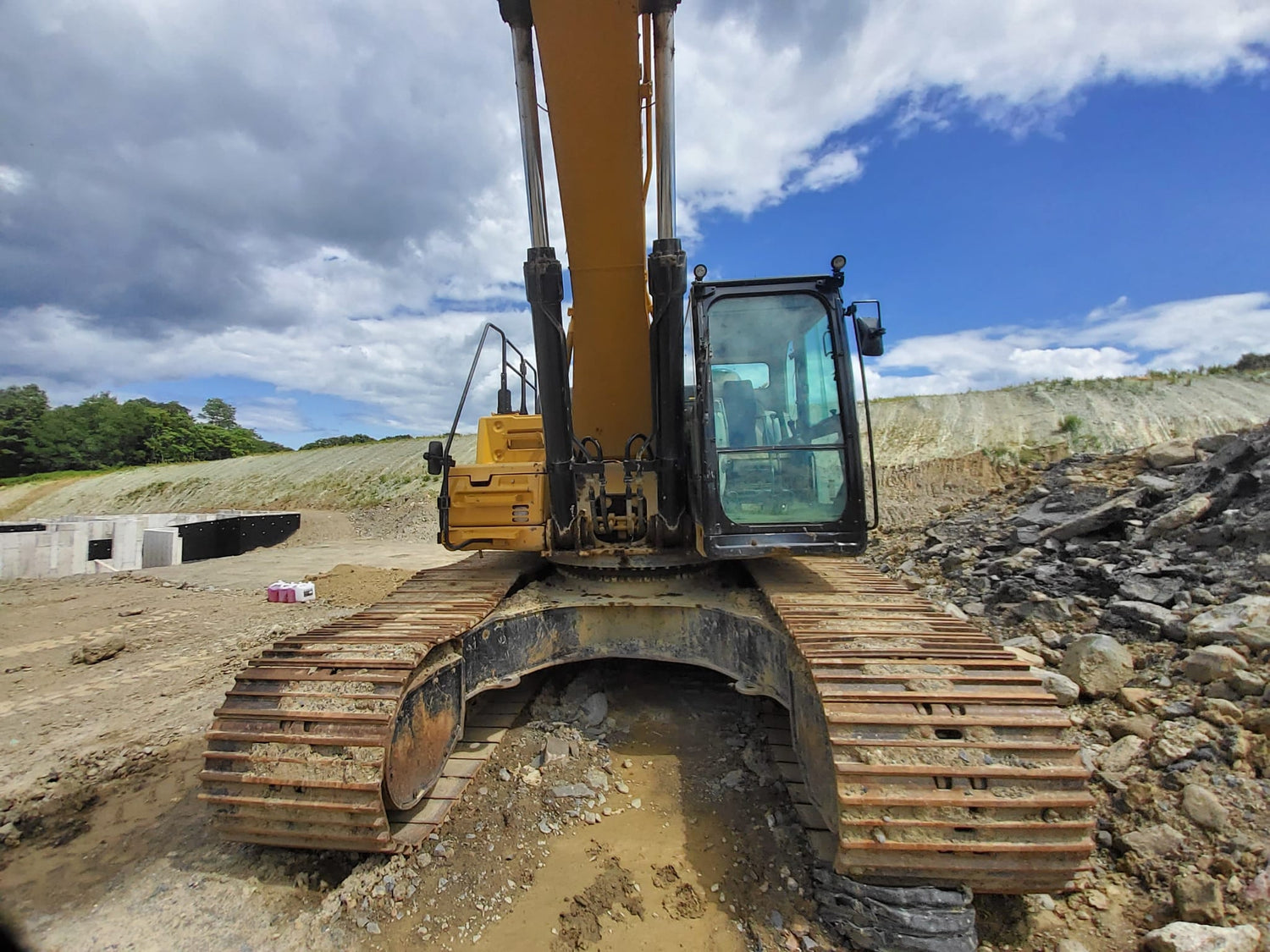 2018 Caterpillar 349FL Hydraulic Excavator